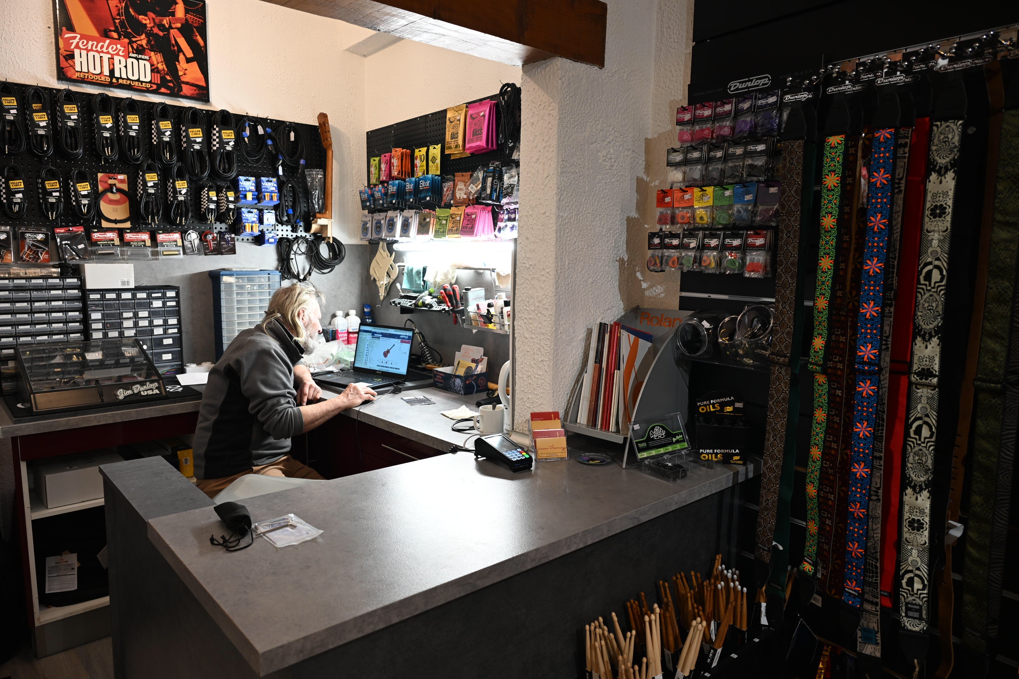 Accessoires pour guitare et basse