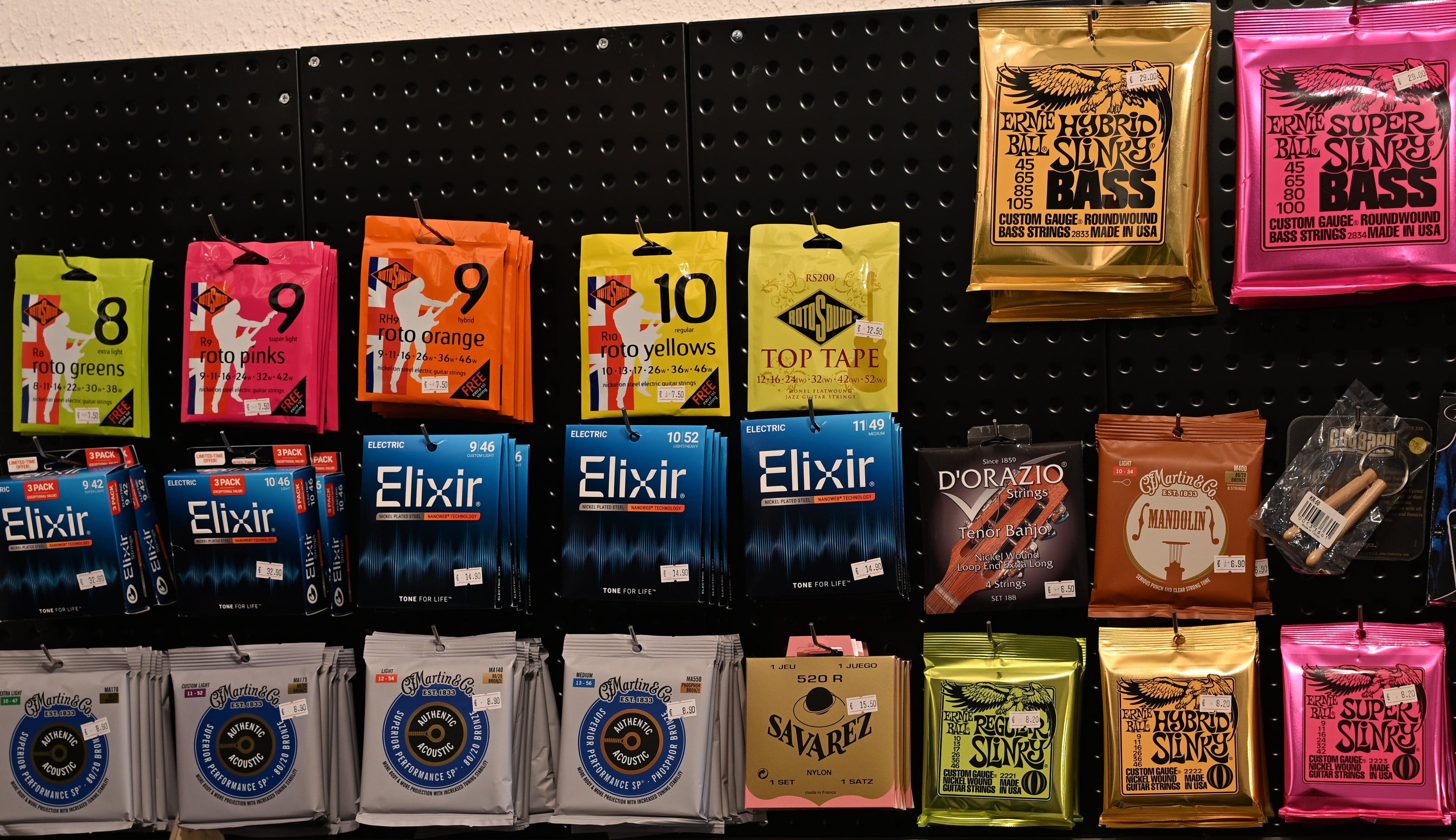 Cordes guitares et basses