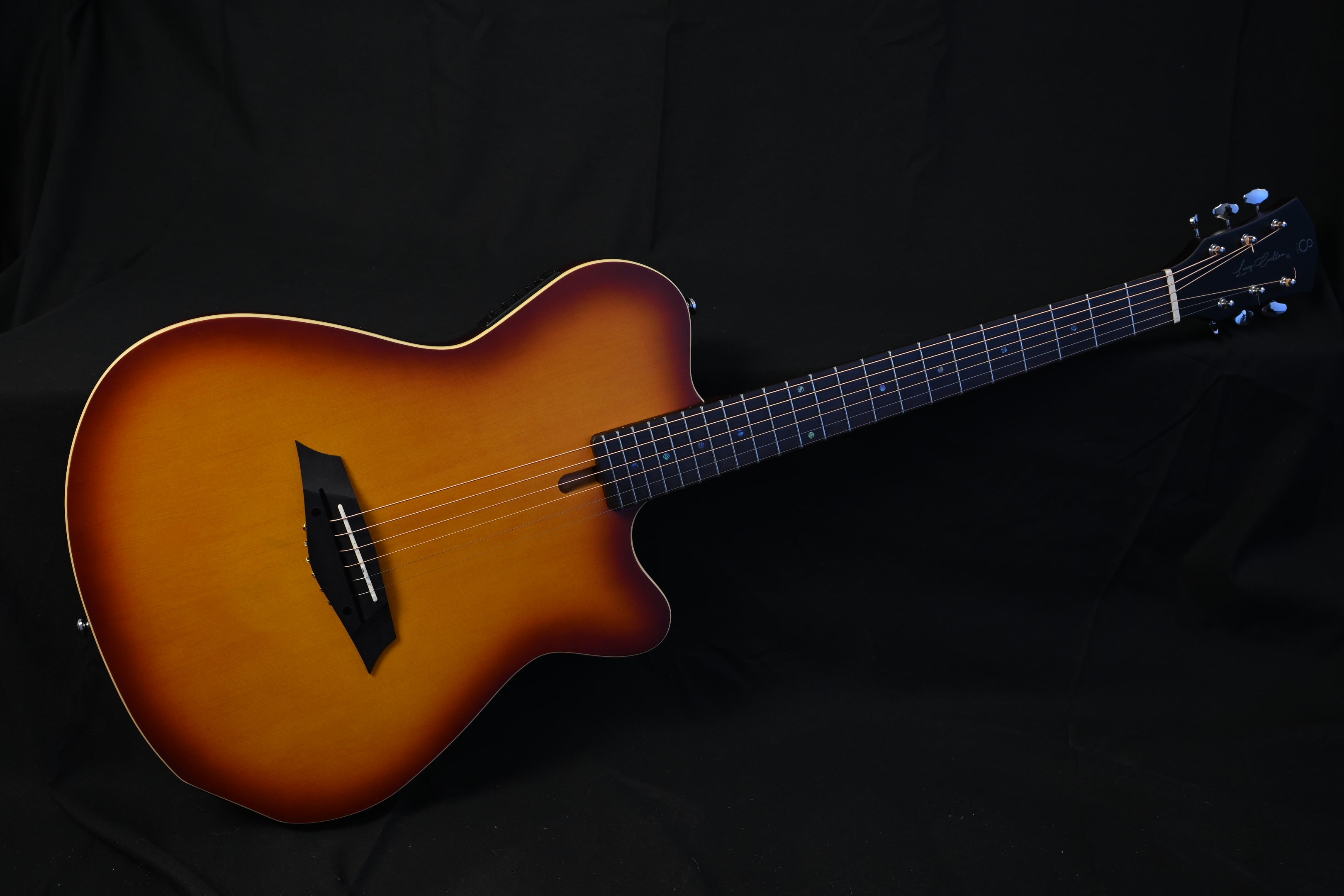 Guitare Larry Carlton G5A Tobacco Sunburst
