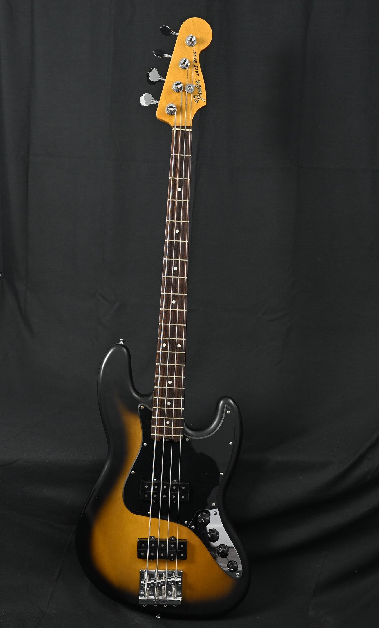 Basse Fender Jazz Bass double humbucker