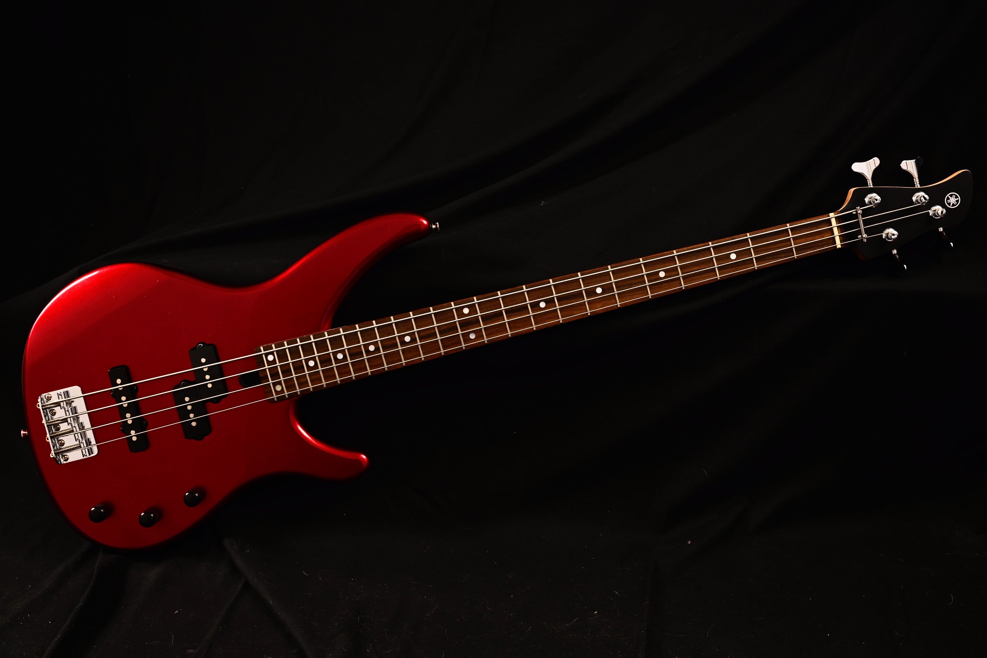 Basse YAMAHA TRBX174 rouge métal
