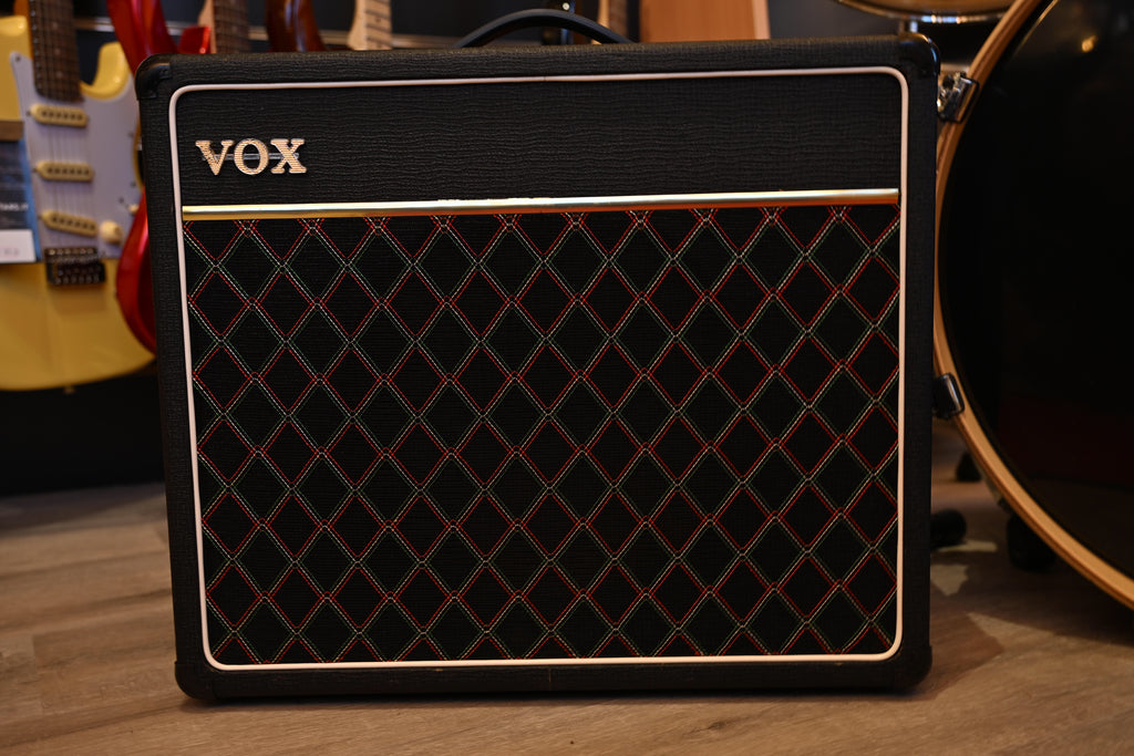 Ampli Vox Escort 30