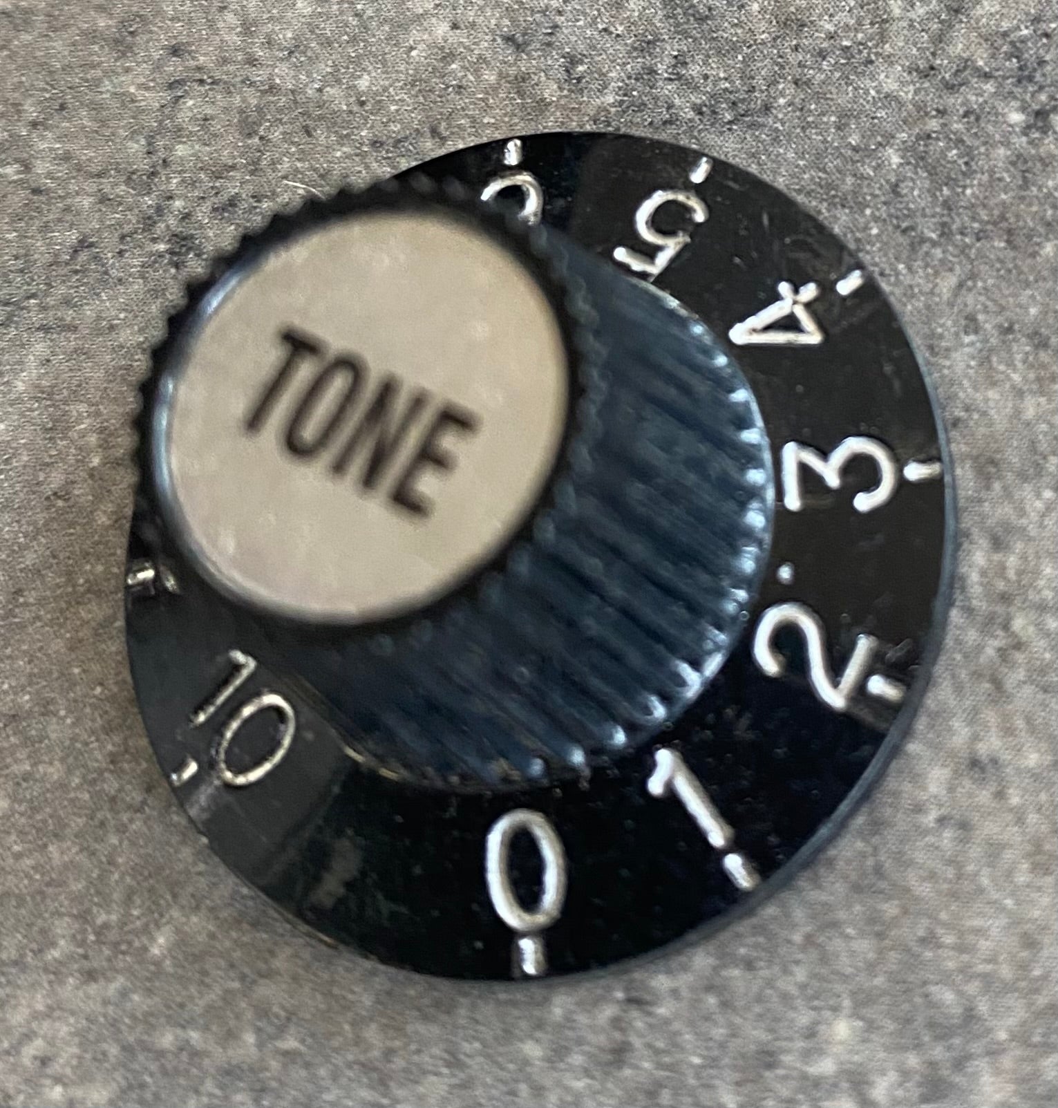 Bouton de potentiomètre Vintage noir/alu "tone"