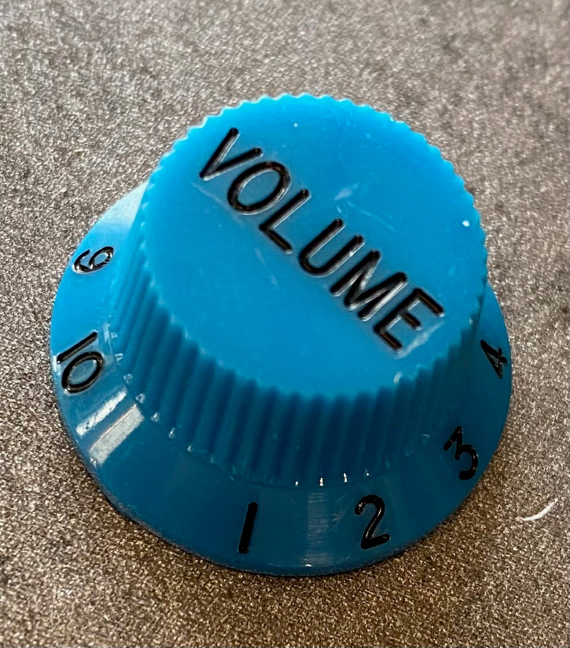 Bouton de potentiomètre type ST bleu "volume"