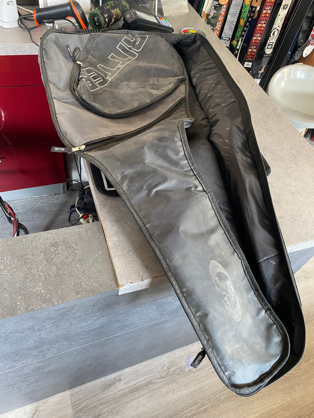 Guitare LÂG T66A