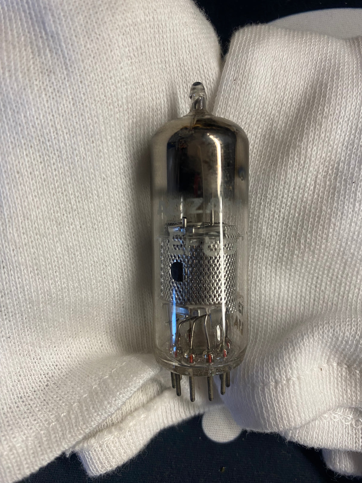 EF85 ADZAM